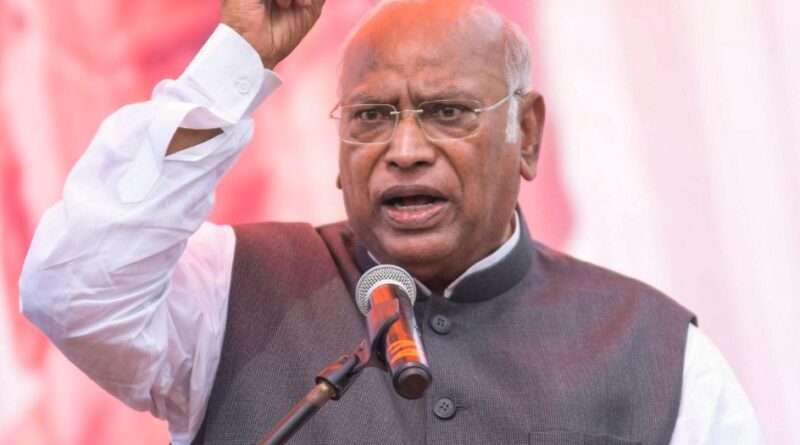 कांग्रेस अध्यक्ष का तीखा हमला, कहा- मोदी सरकार की विदेश नीति “कमजोर और दिशाहीन”