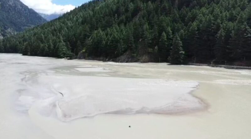 उत्तरकाशी में कुदरत का कहर, लगातार मलबा आने से यमुना नदी में झील का जलस्तर बढ़ा