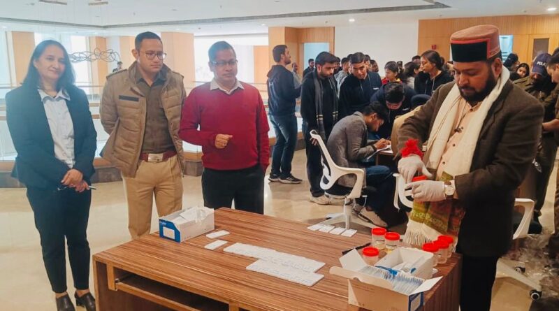 ड्रग्स के विरूद्ध जिला प्रशासन का एक्शन जारी; ग्राफिकएरा डीम्ड यूनिवर्सिटी में 150 छात्र/छात्राओं की रैंडम टेस्टिंग