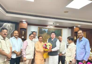 सूबे में चलाया जायेगा ‘खेत बचाओ, जीवन बचाओ’ अभियान- डाॅ. धन सिंह रावत
