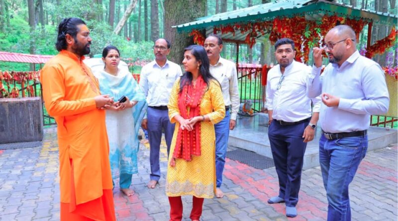 रिखणीखाल पहुंचीं डीएम स्वाति भदौरिया, विभिन्न क्षेत्रों का किया निरीक्षण